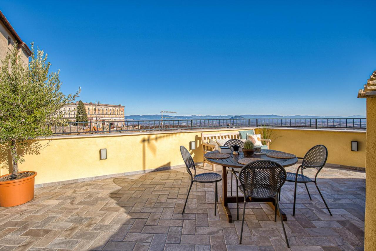 Casa Checca Appartamenti Per Vacanze Caprarola Ngoại thất bức ảnh