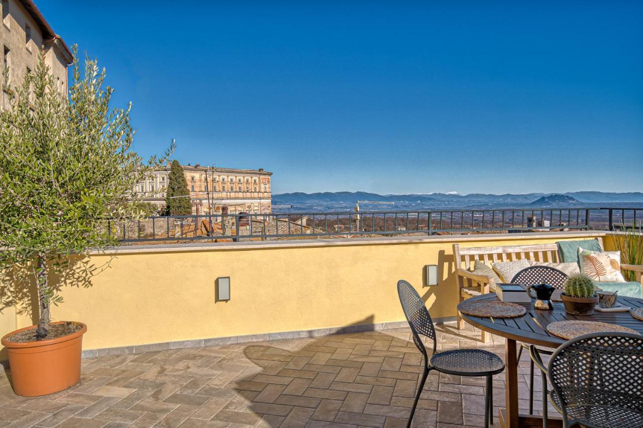 Casa Checca Appartamenti Per Vacanze Caprarola Ngoại thất bức ảnh